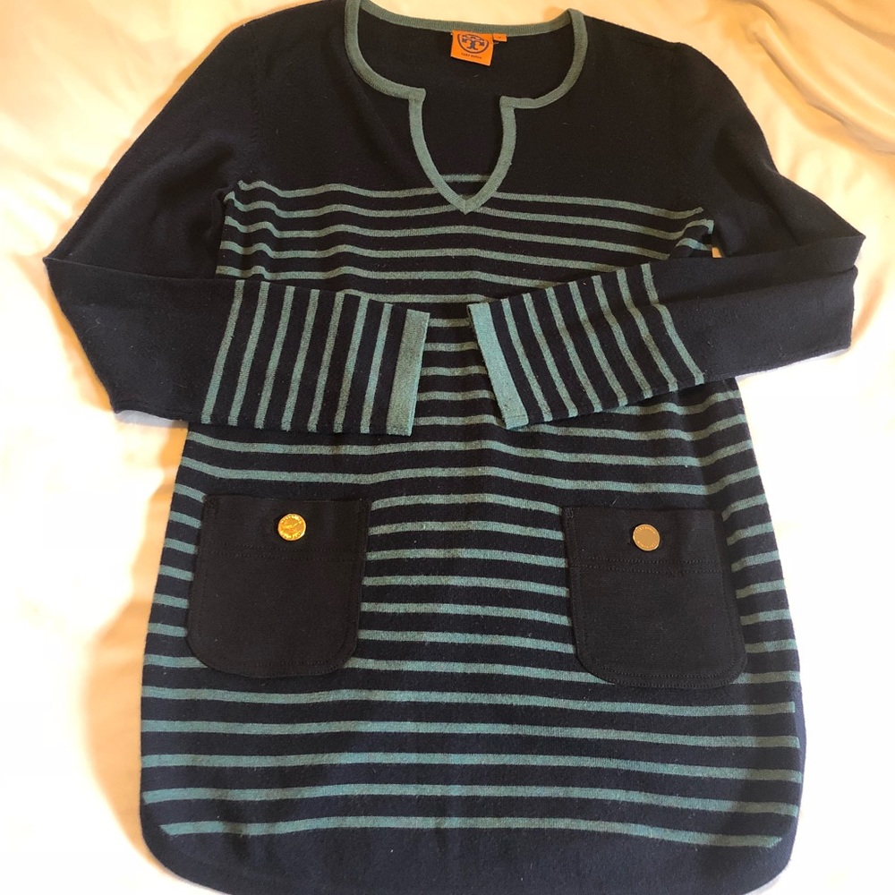 💙Beautiful Tori Burch Tunic Sweater. Size Medium